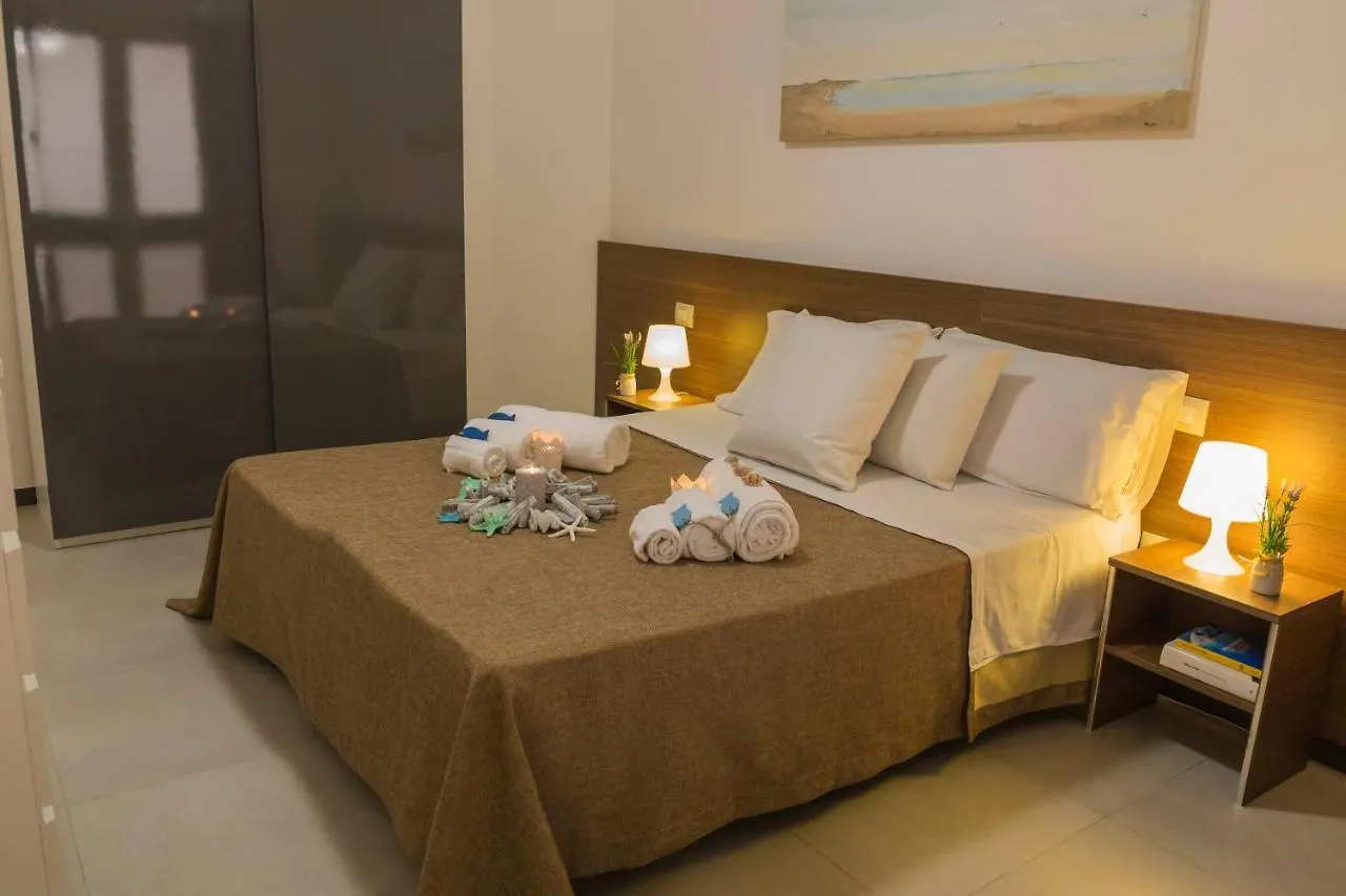 Mareinsicilia: Appartamenti Larica Cava dʼAliga Apartman